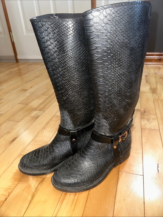 Ted Baker Shoes - Ted Baker Crocodile Textured Rubber Rain Boots
